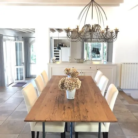 Tre Sorelle Di Toscana Villa Riparbella