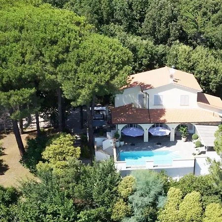 Tre Sorelle Di Toscana Villa Riparbella